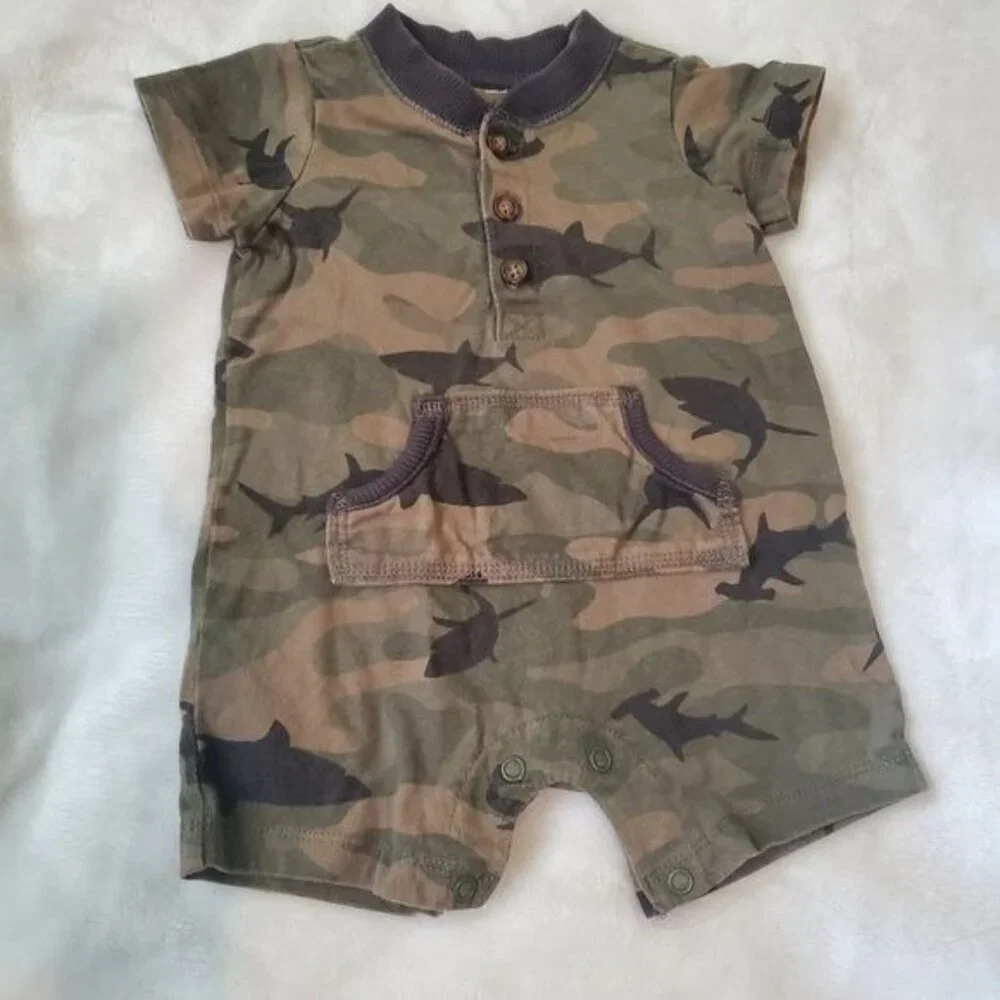 Carter's baby boy‎ Bundle Sz 3 Months rompers shorts